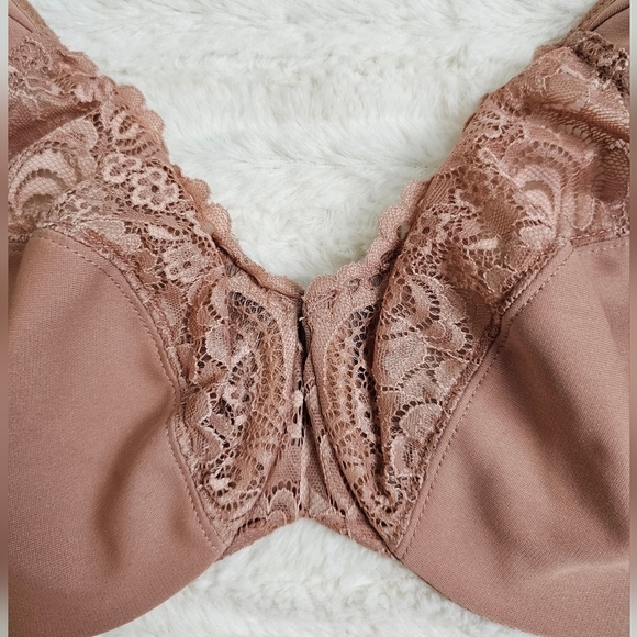 Glamorise Low Cut WonderWire Lace Bra | style 1240 | Cappuccino - Picture 5 of 13